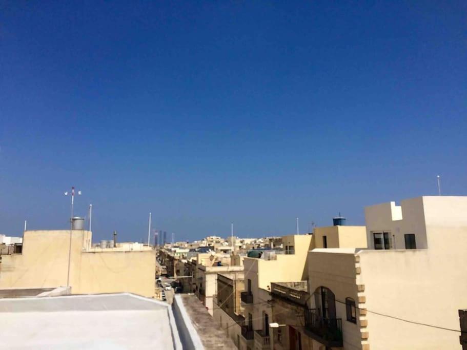 May Flower: Modern Flat Close To Airport/Bus Stops Tarxien Exteriör bild